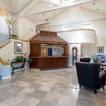 Clarion Inn Silicon Valley Сан-Хосе Экстерьер фото