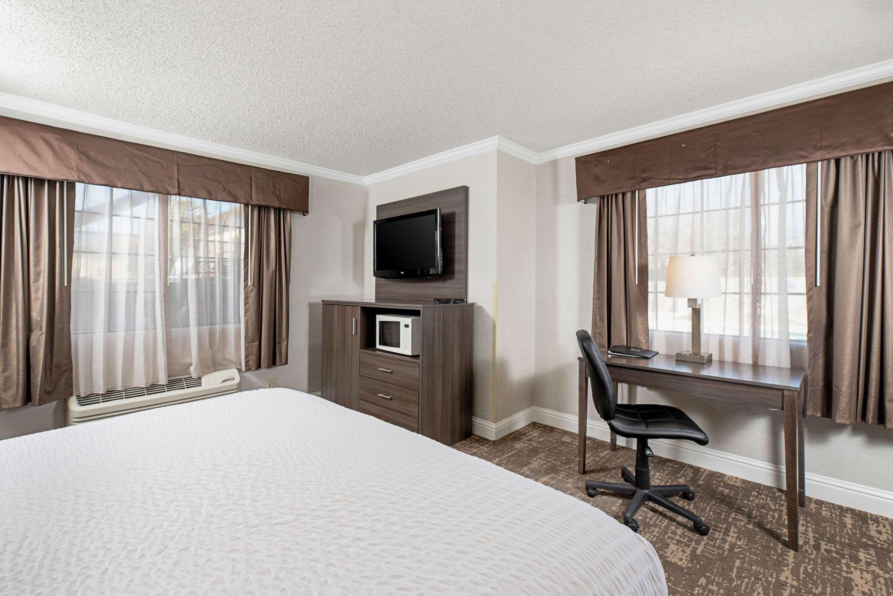 Clarion Inn Silicon Valley Сан-Хосе Экстерьер фото