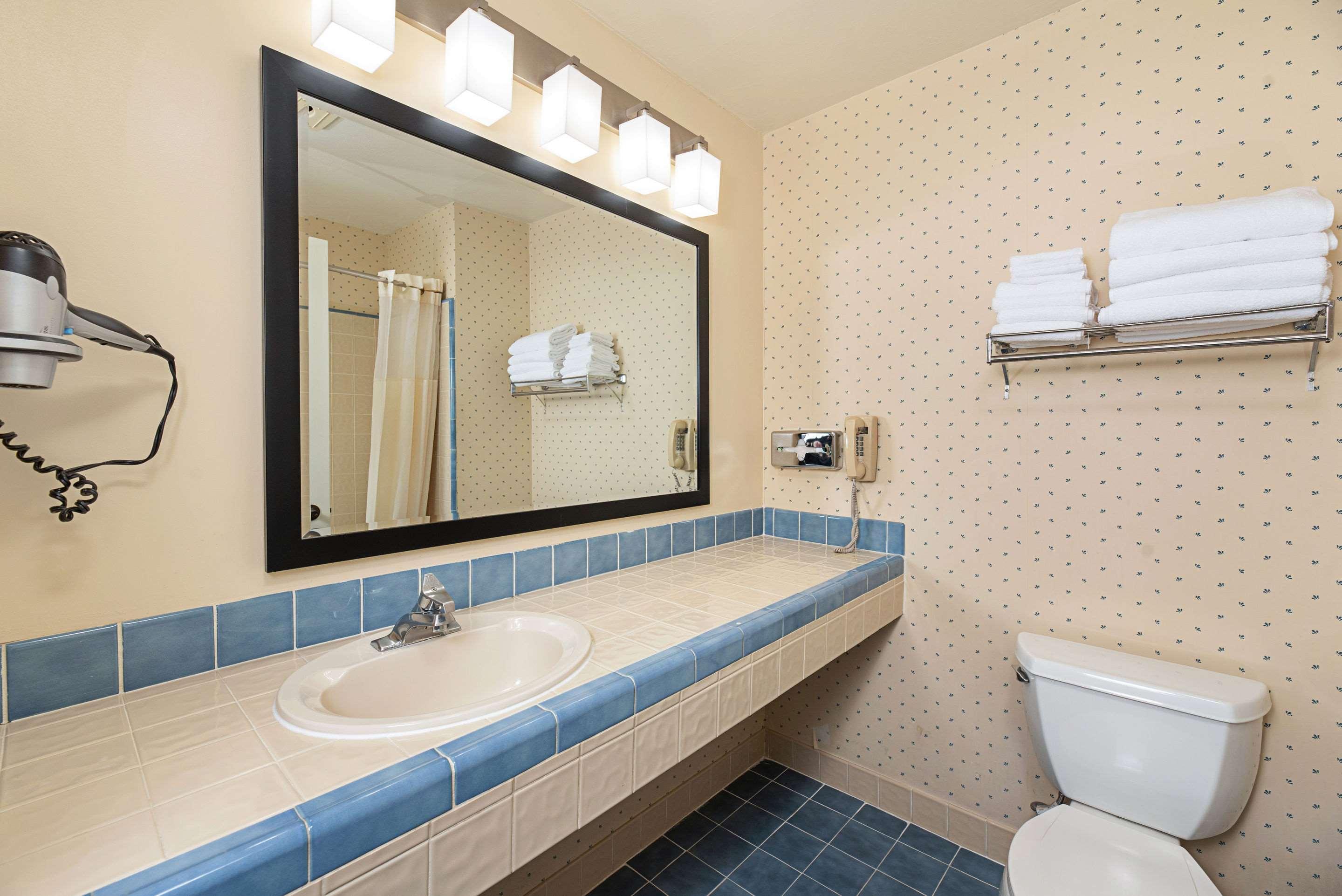 Clarion Inn Silicon Valley Сан-Хосе Экстерьер фото