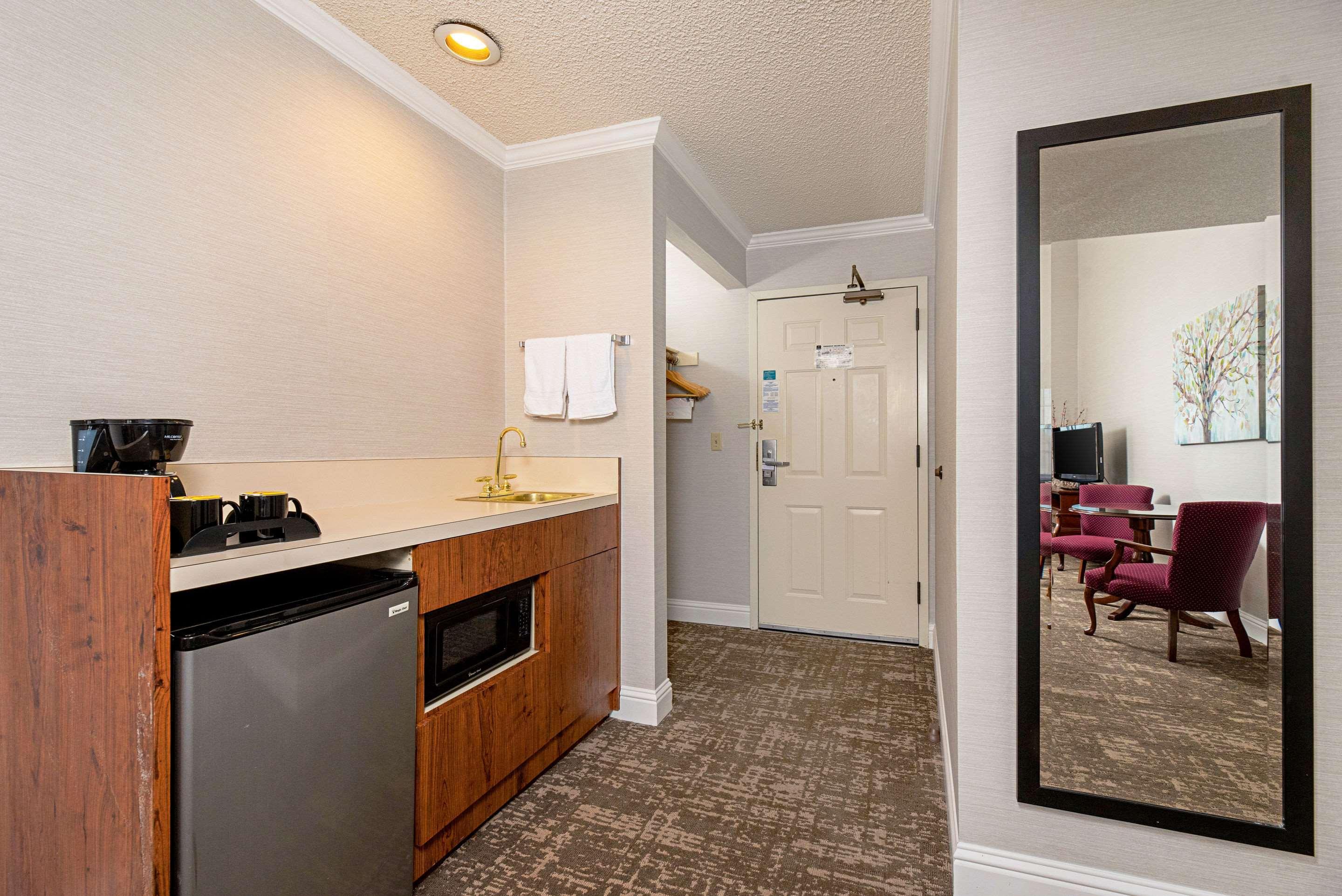 Clarion Inn Silicon Valley Сан-Хосе Экстерьер фото