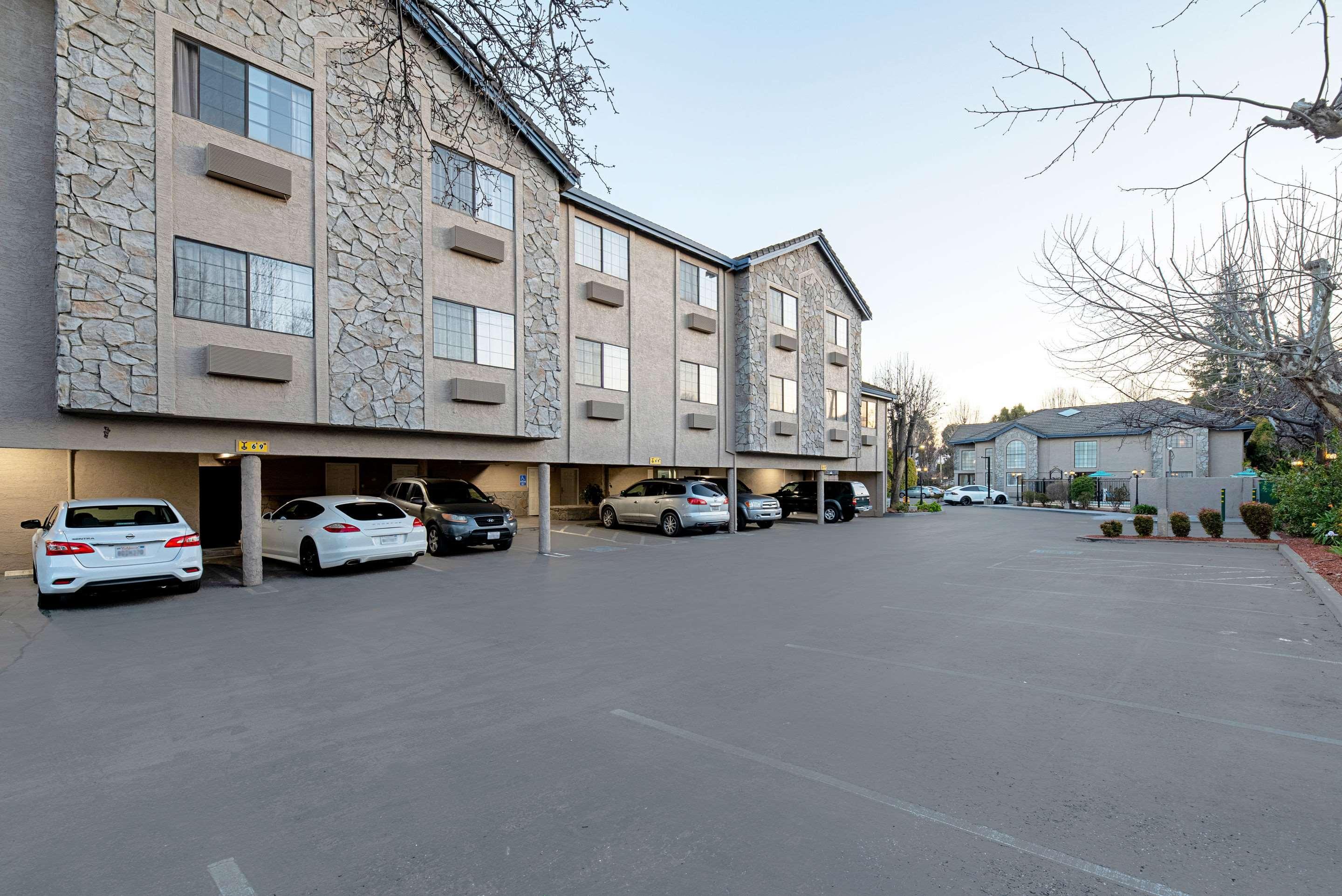 Clarion Inn Silicon Valley Сан-Хосе Экстерьер фото